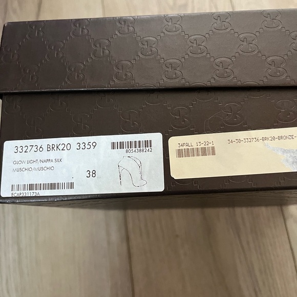 Gucci Leather lace up boots, Metallic and Silver, included box size 8 or IT 38 - Picture 9 of 10